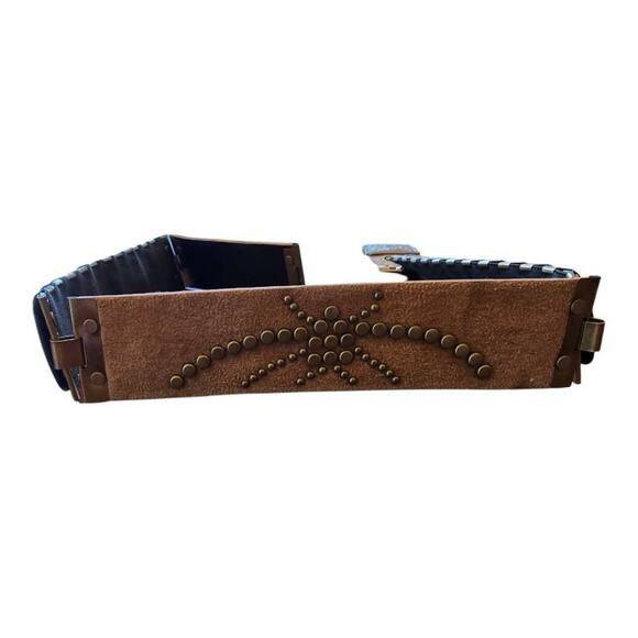 Brown Leather Belt with‎ Brass Accents - Picture 4 of 7